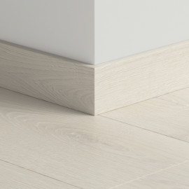 Плинтус прямой для LVT Pergo Дуб Горный Светлый PGVSK40163 12х58х2400 мм